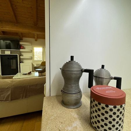 Casa Calle Pescheria Градо Екстериор снимка